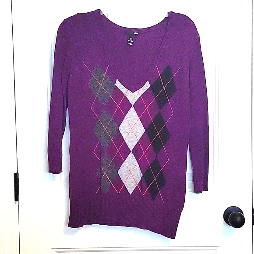 Purple V-neck Argyle Pattern H&M Sweater Blouse 3/4 Sleeves